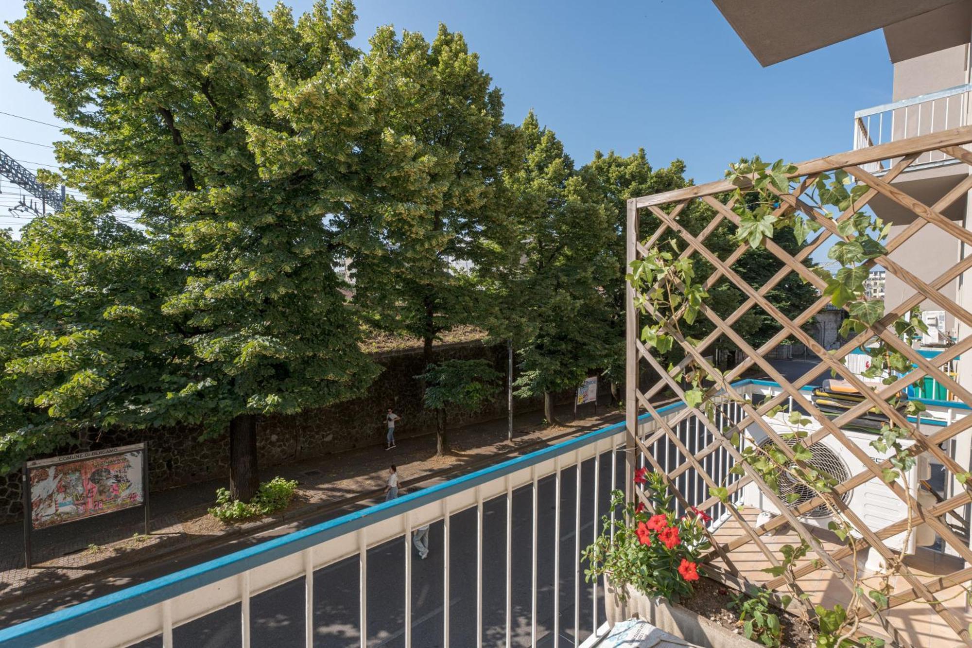 Station'S Apartments Bergamo Luaran gambar