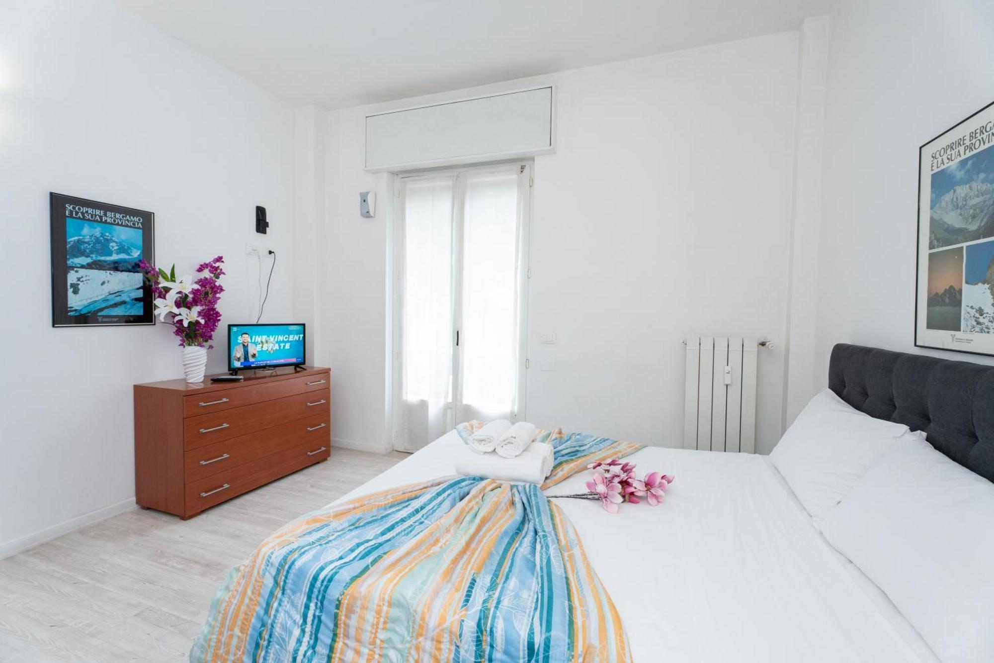 Station'S Apartments Bergamo Luaran gambar