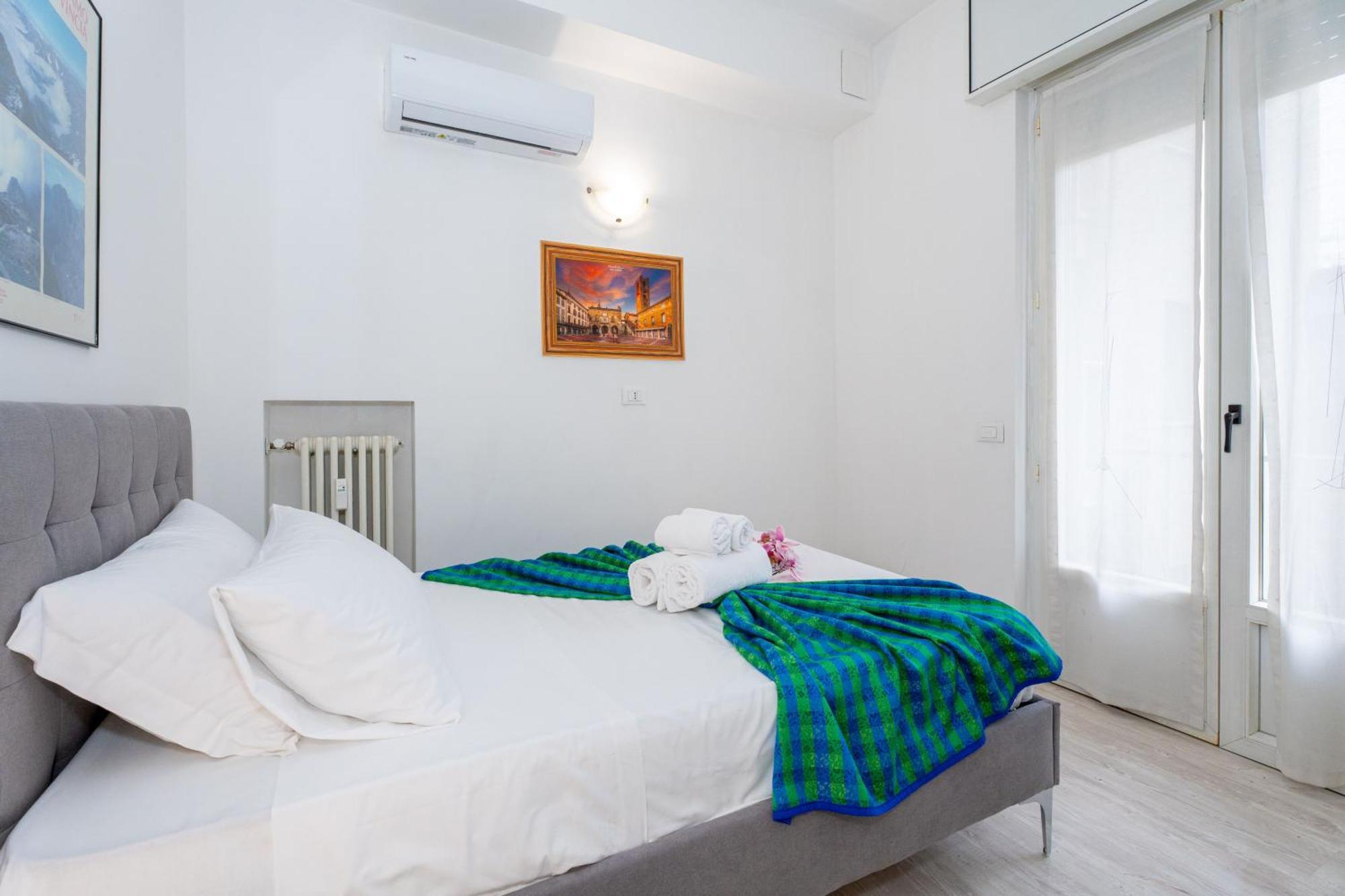Station'S Apartments Bergamo Luaran gambar
